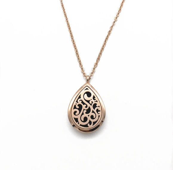 Total Senses Jewelry - Rose Gold Teardrop Aromatherapy Essential Oil Necklace NEW